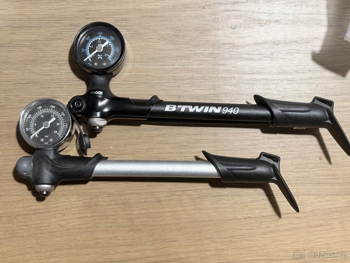 Pumpička na vidlici a tlumič Rockrider Canyon