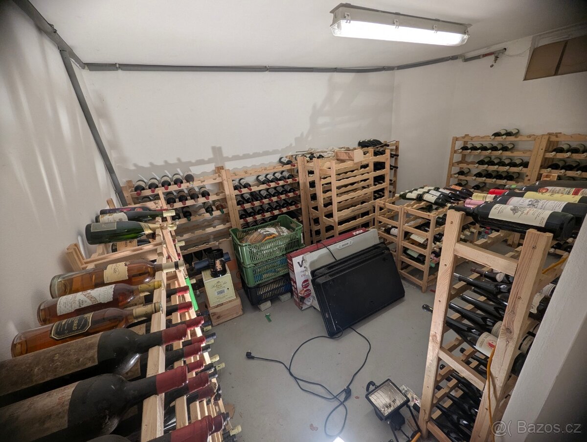 Archivní vína - provize za zprostředkování 10000 Kč