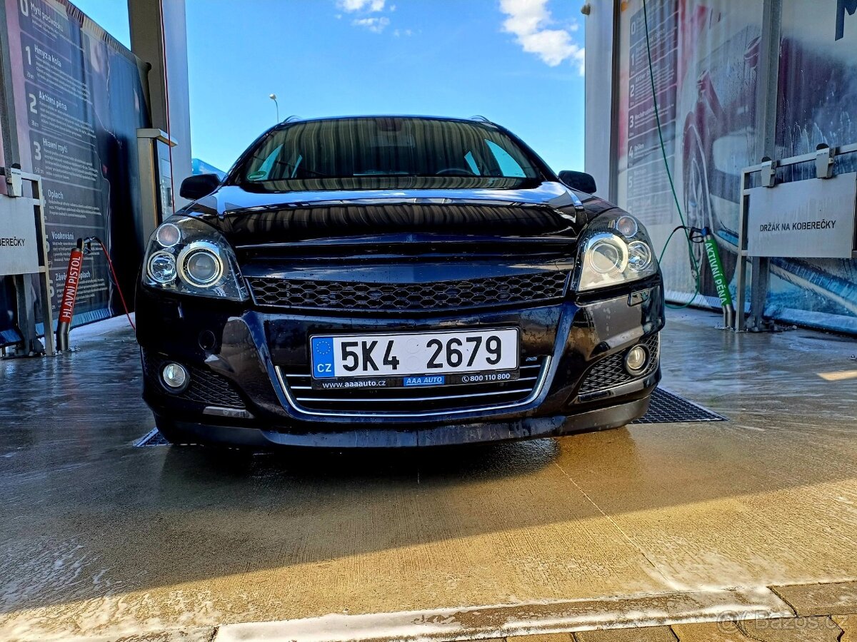 Opel Astra 1.9 CDTi (110 kW) z roku 2010