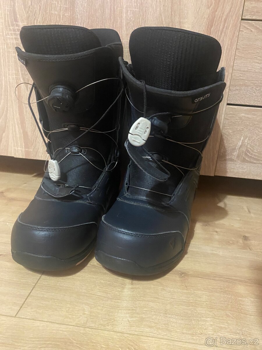 boty na snowboard