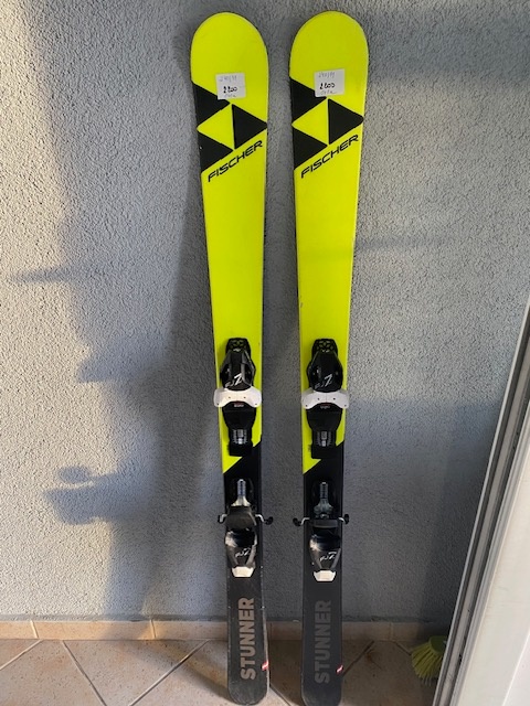 juniorské freestyle lyže Fischer