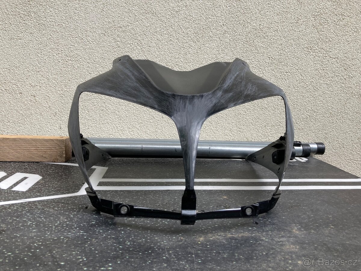 Suzuki-přední maska