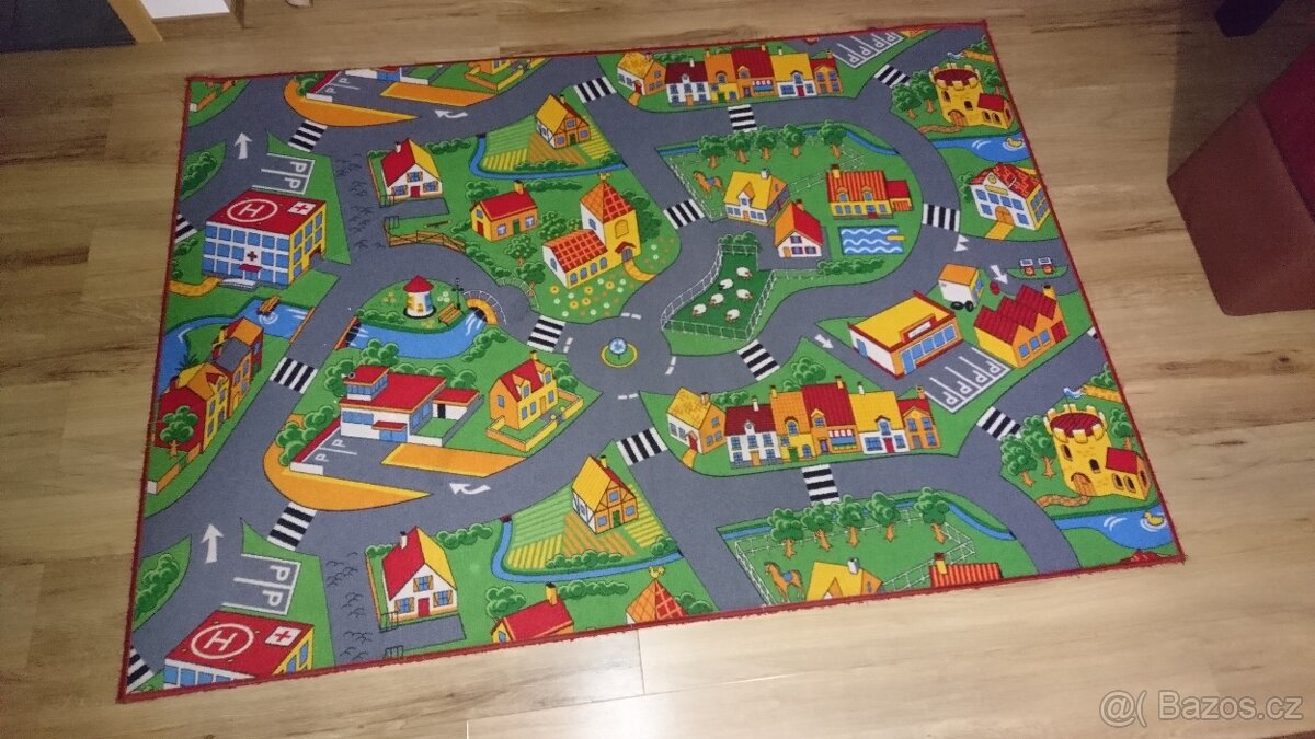 Koberec-motiv město