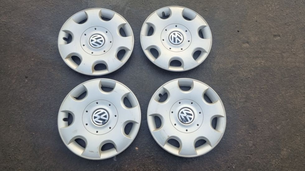 Originální poklice R16 VW