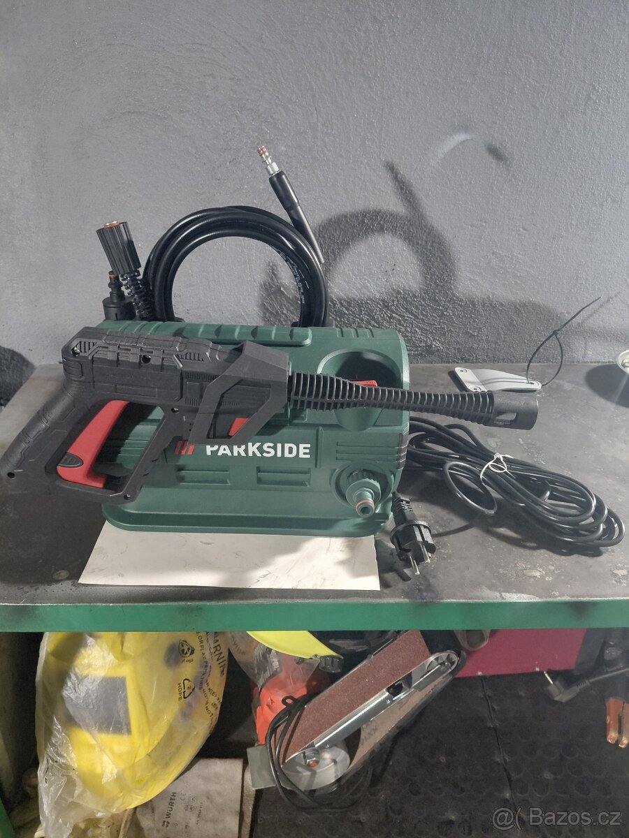 Mini vysokotlaký čistič Parkside PHDM 110 A1