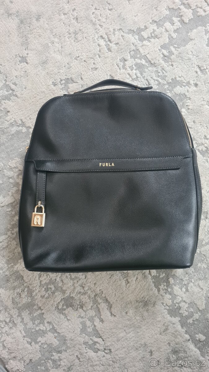 Černý batoh zn. FURLA PIPER