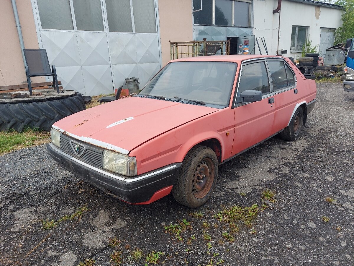 Alfa Romeo 90 2.4 TD, bez dokladů.