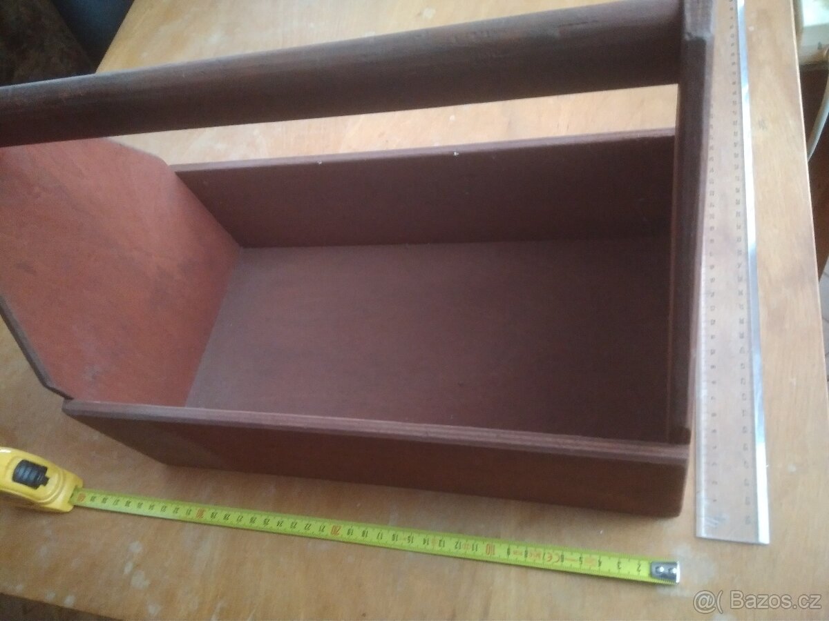 Dřevěná přenosná basička