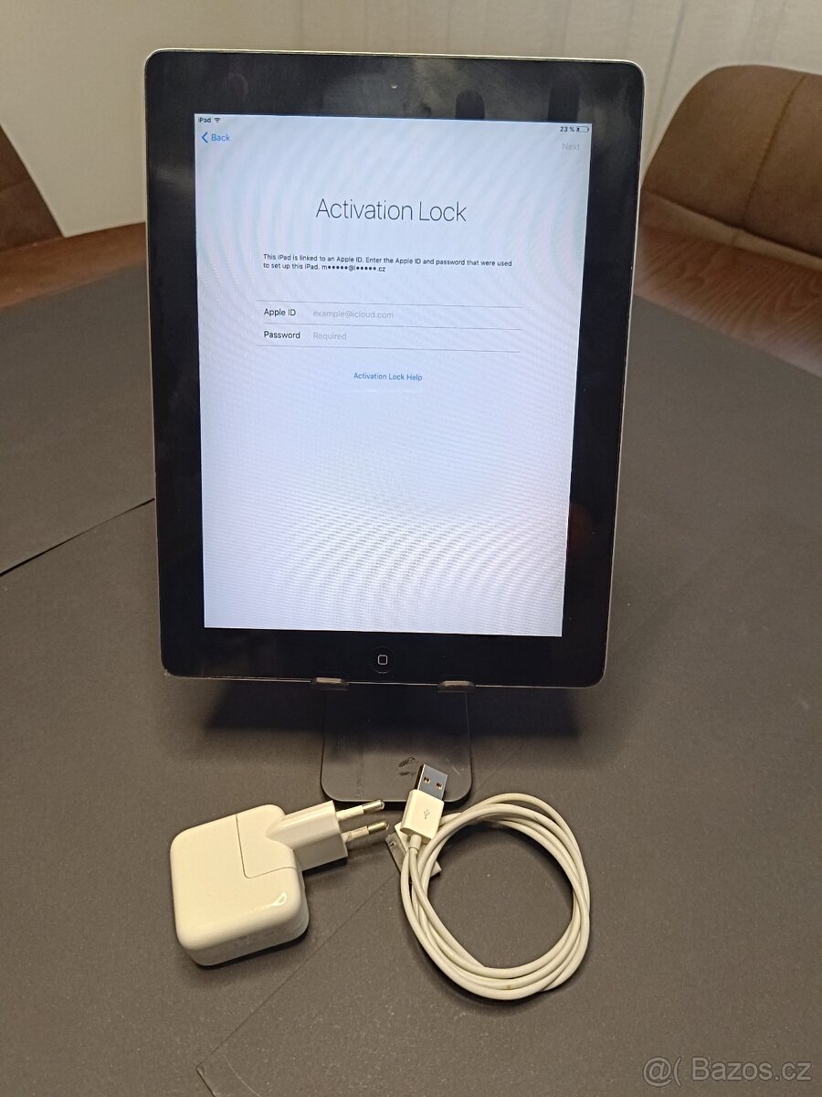 Apple iPad 2, 32gb, WIFI. iCloud