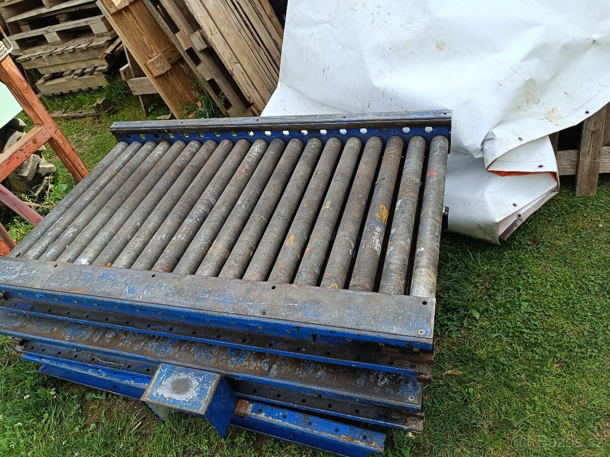 Válečkové dráhy/ dopravník