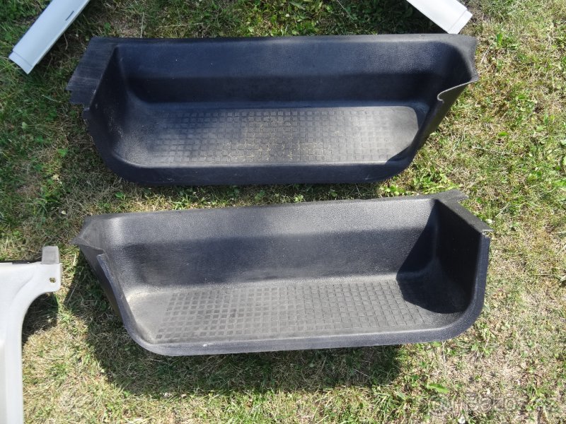 Díly vw multivan, transporter, VW T4 obložení, nášlap