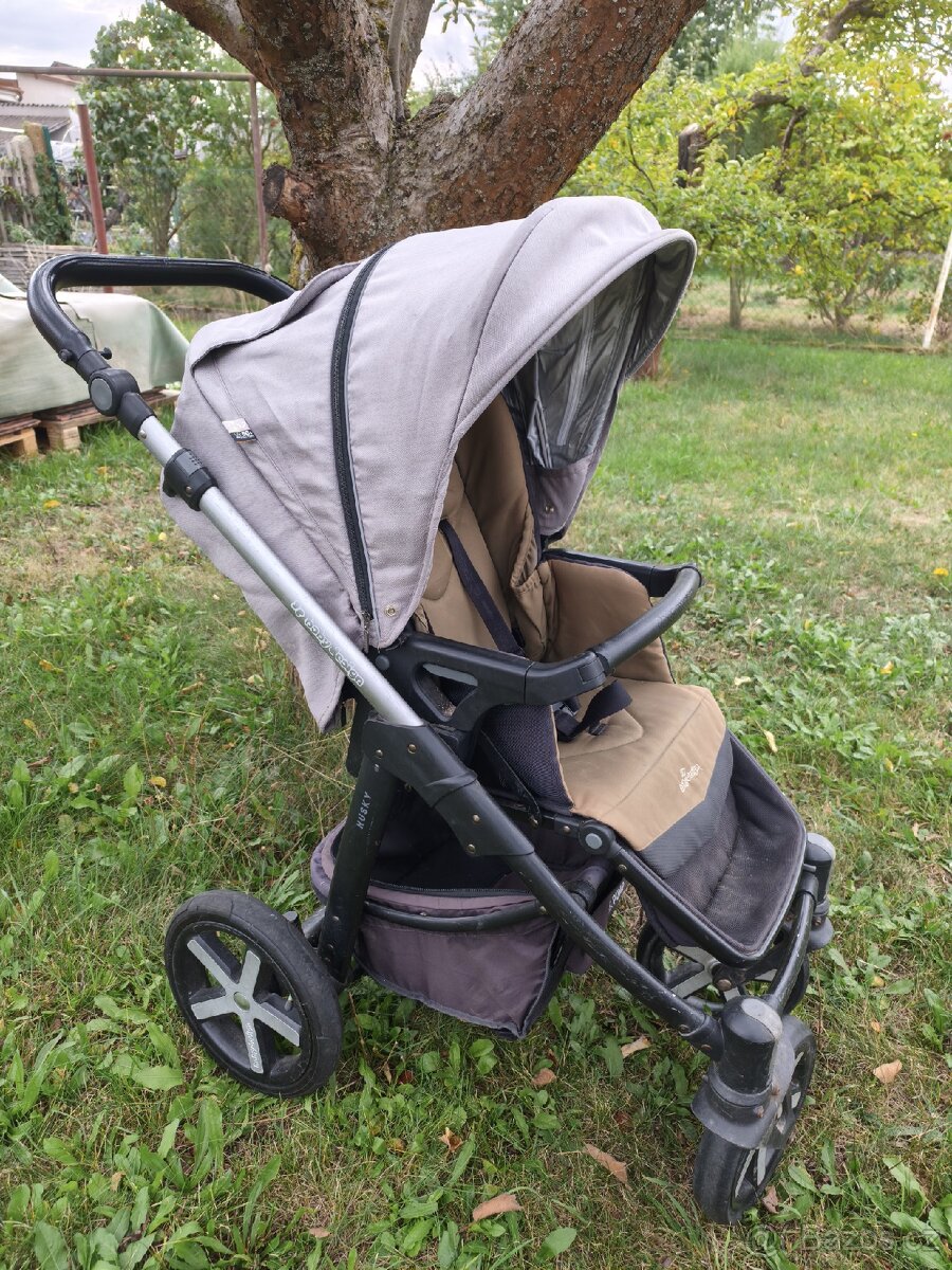 Kočárek Babydesign Husky