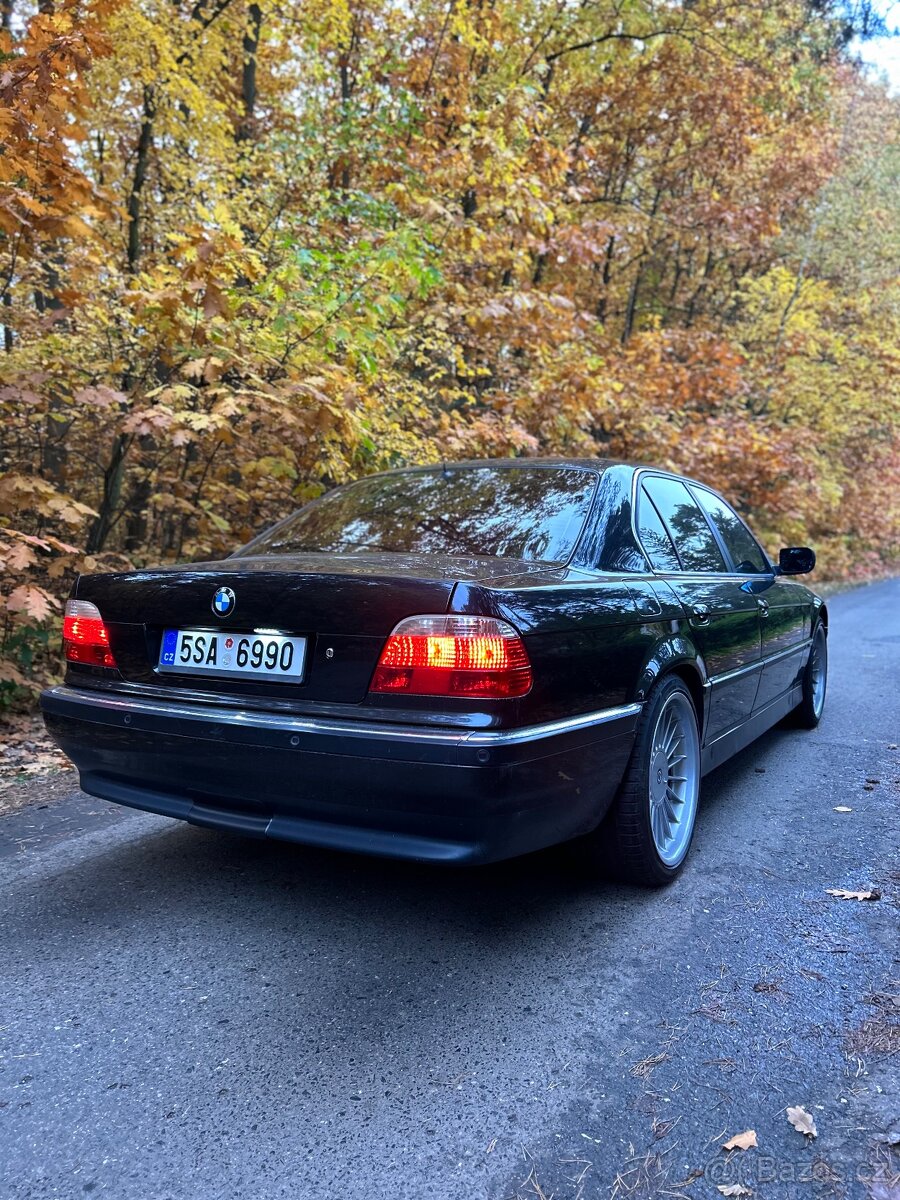 BMW e38 740ia