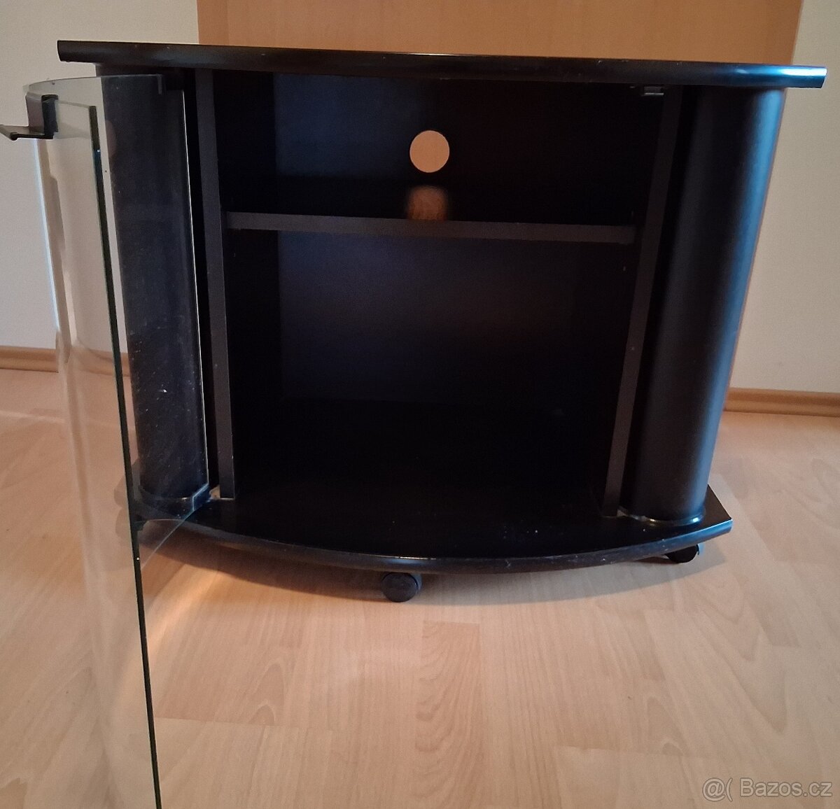 Televizní stolek