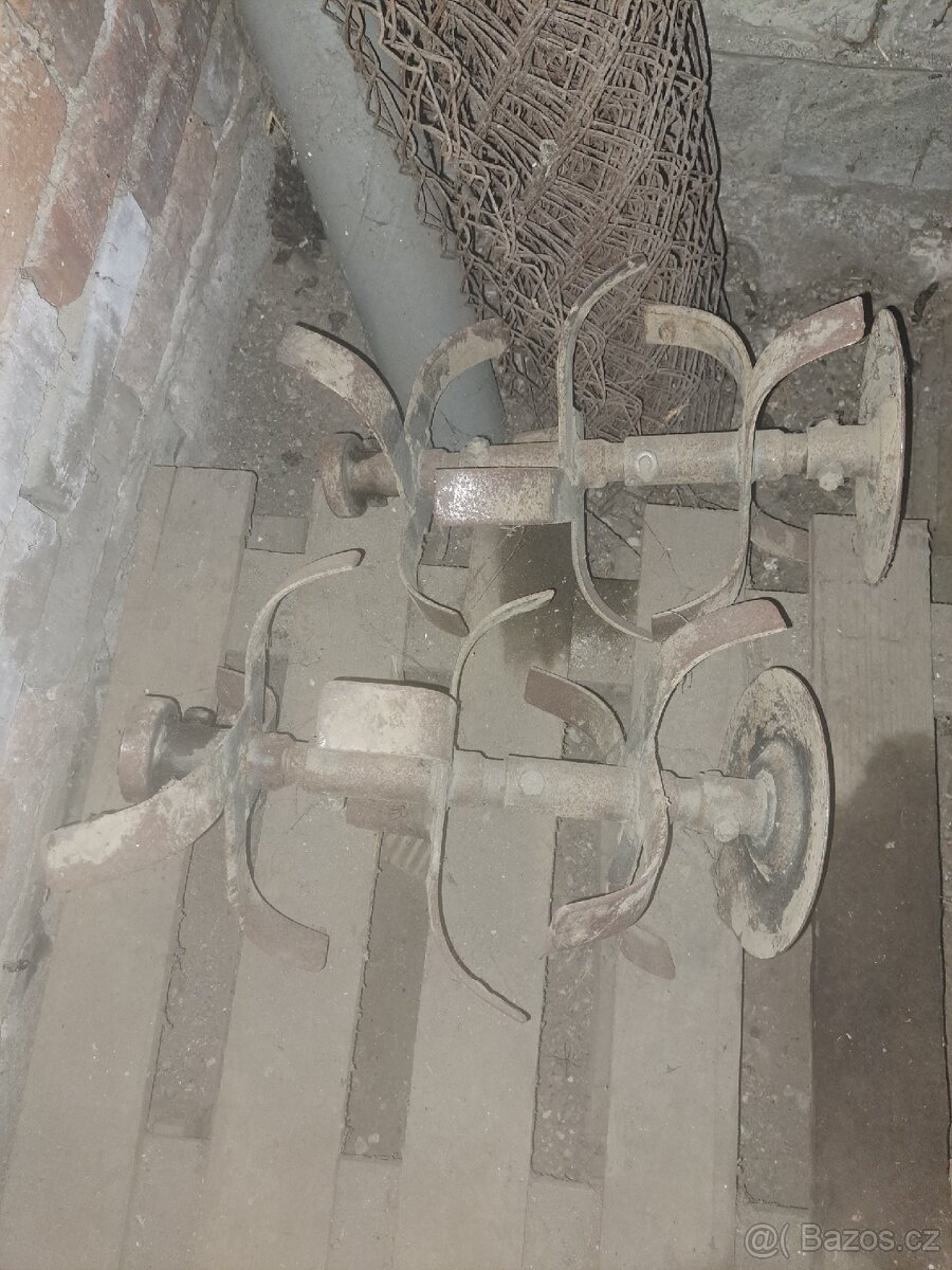 Rotavator mounfild