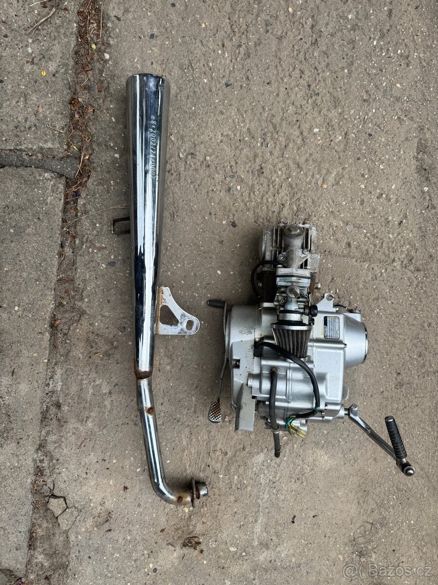Motor Jawa Betka + výfuk