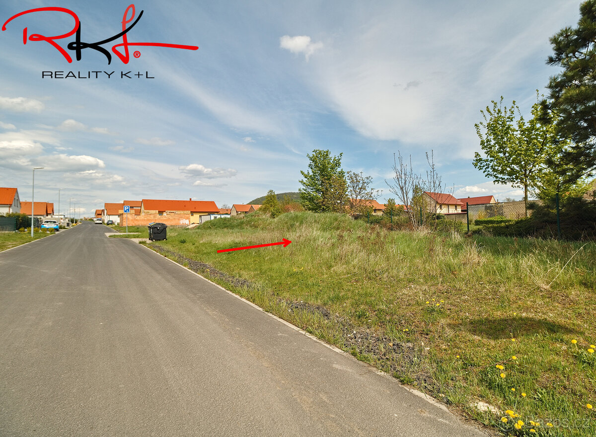 Pozemek 1256 m2, Vražkov, Roudnice nad Labem