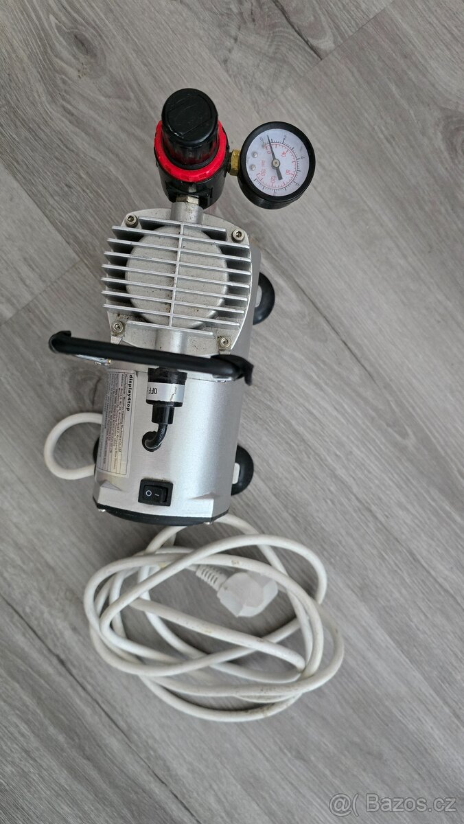 Prodám air brush kompresor 1,5hp DISPLAY4TOP TC-20B