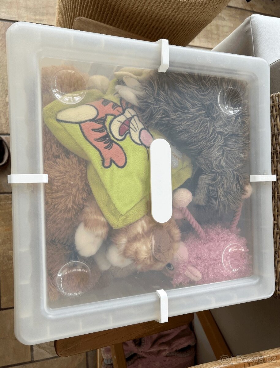 Klipy a záslepky pro krabice IKEA Vessla