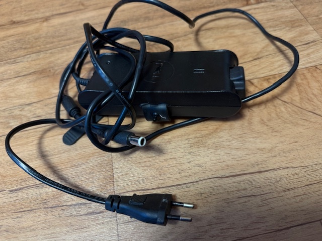 Originální nabíječka adaptér Dell LA90PS0-00 90W 4,62A 19,5V