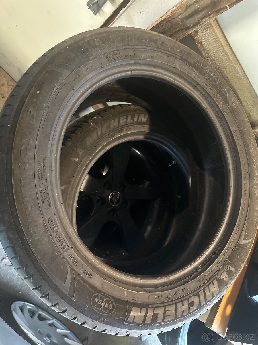 2x pneu Michelin Primacy 215/55 R17