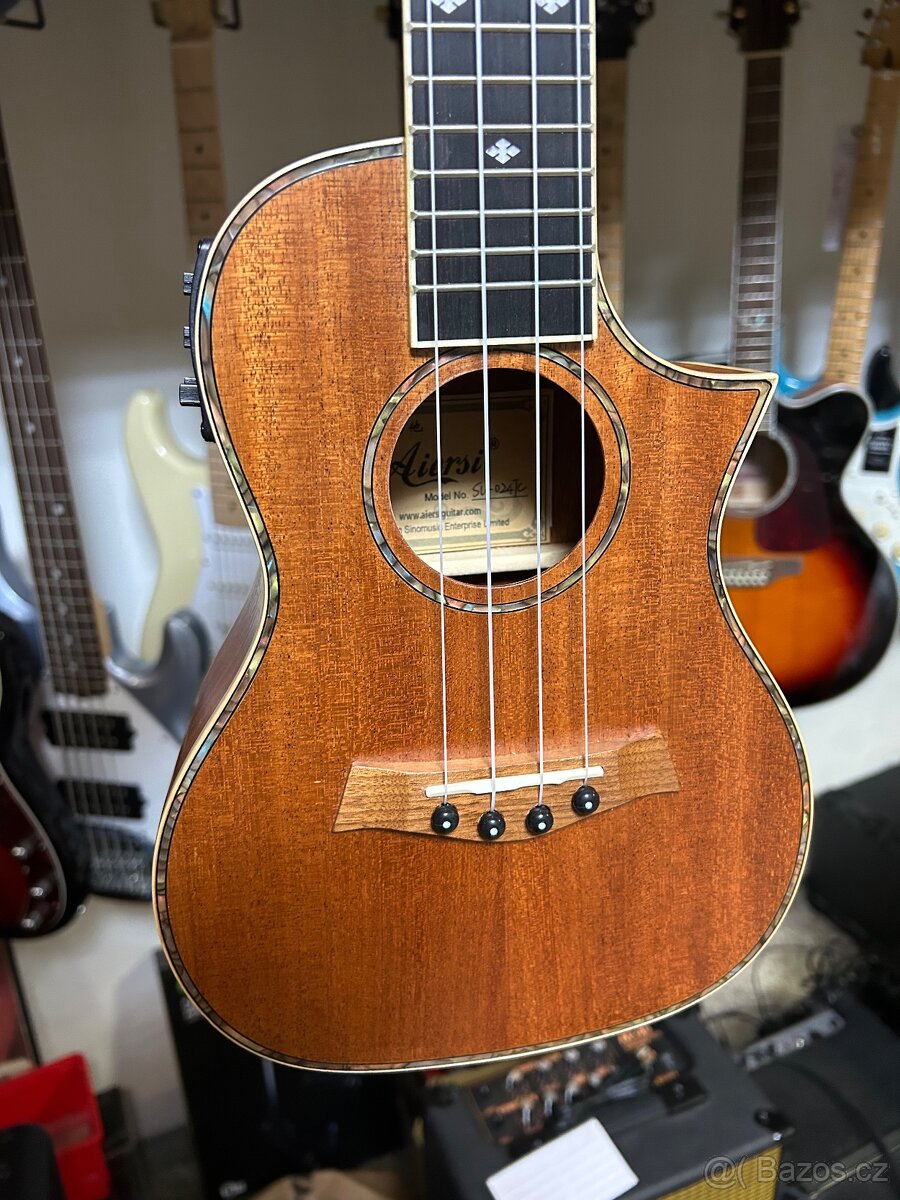 Koncertni ukulele AERSI se snimacem Top kvalita