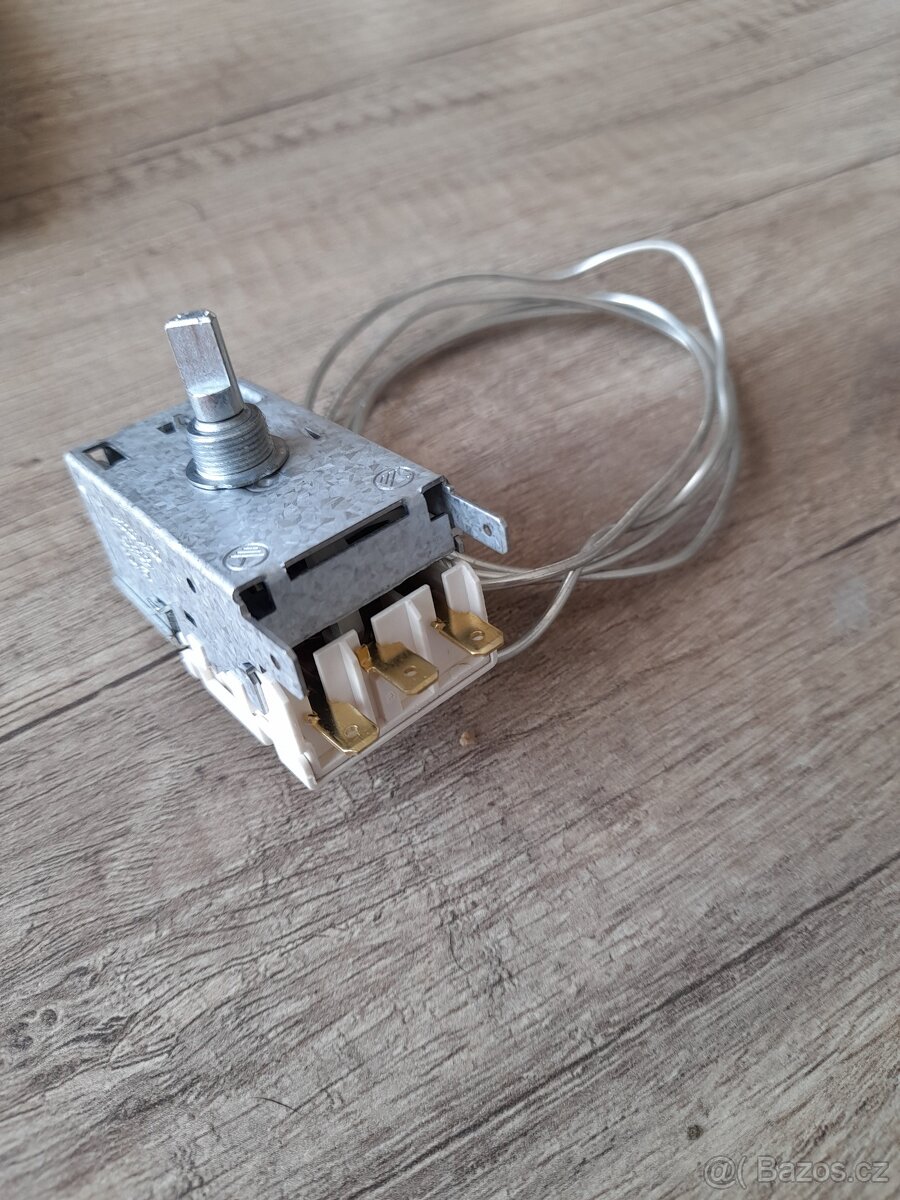 Termostat chladničky Beko