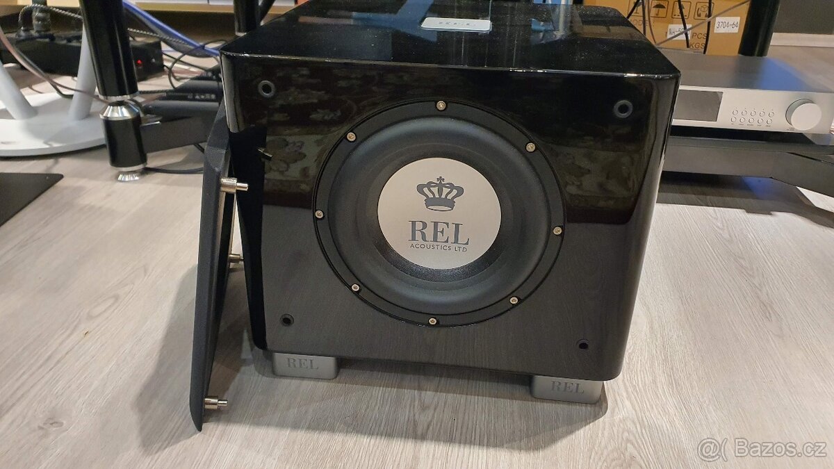 Prodam Subwoofer REL T/7x