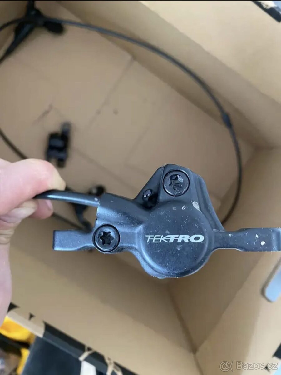 Hydraulické brzdy Shimano Tektro