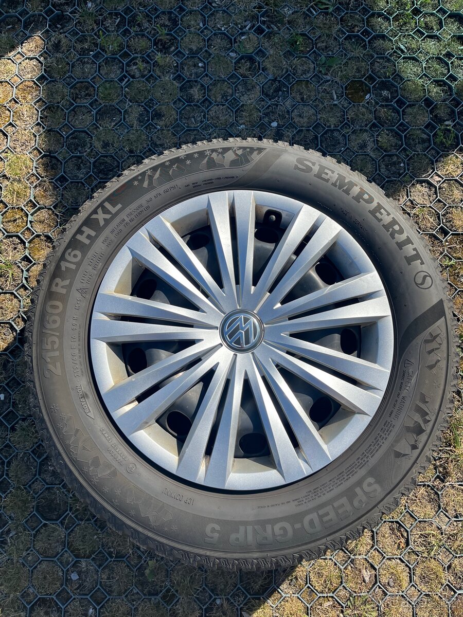 Plechová kola Vw 6,5x16 215/60 R16