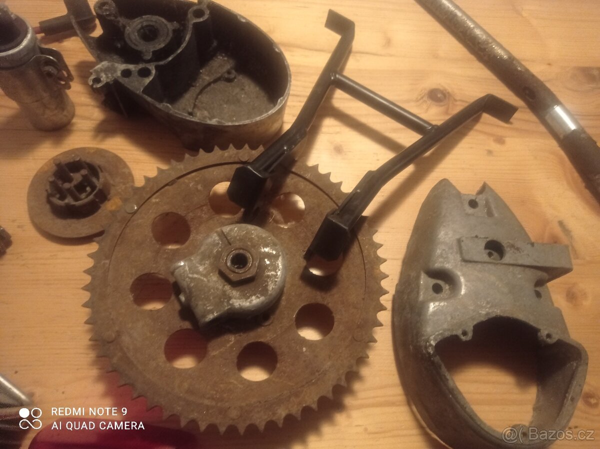 Díly Jawa 21