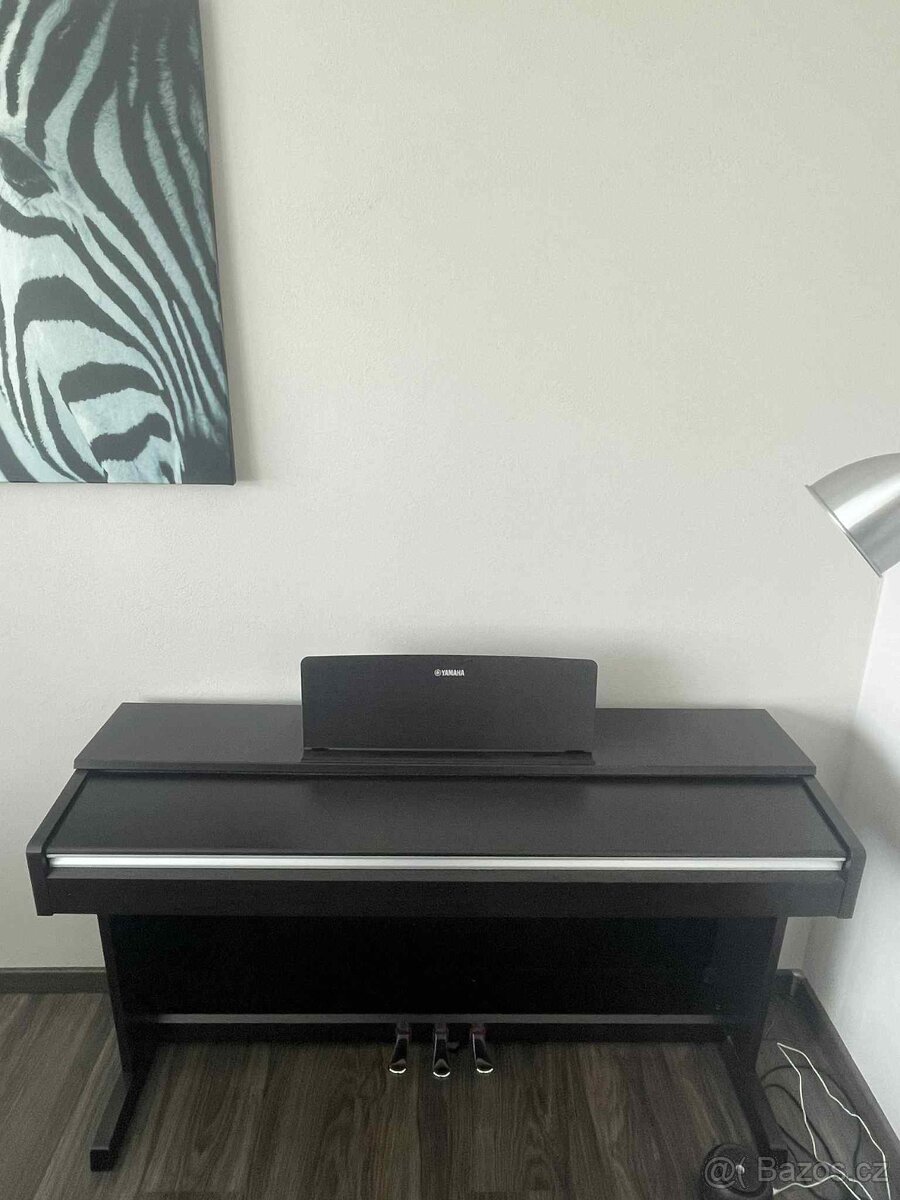 Digitální piano Yamaha YDP 142 R