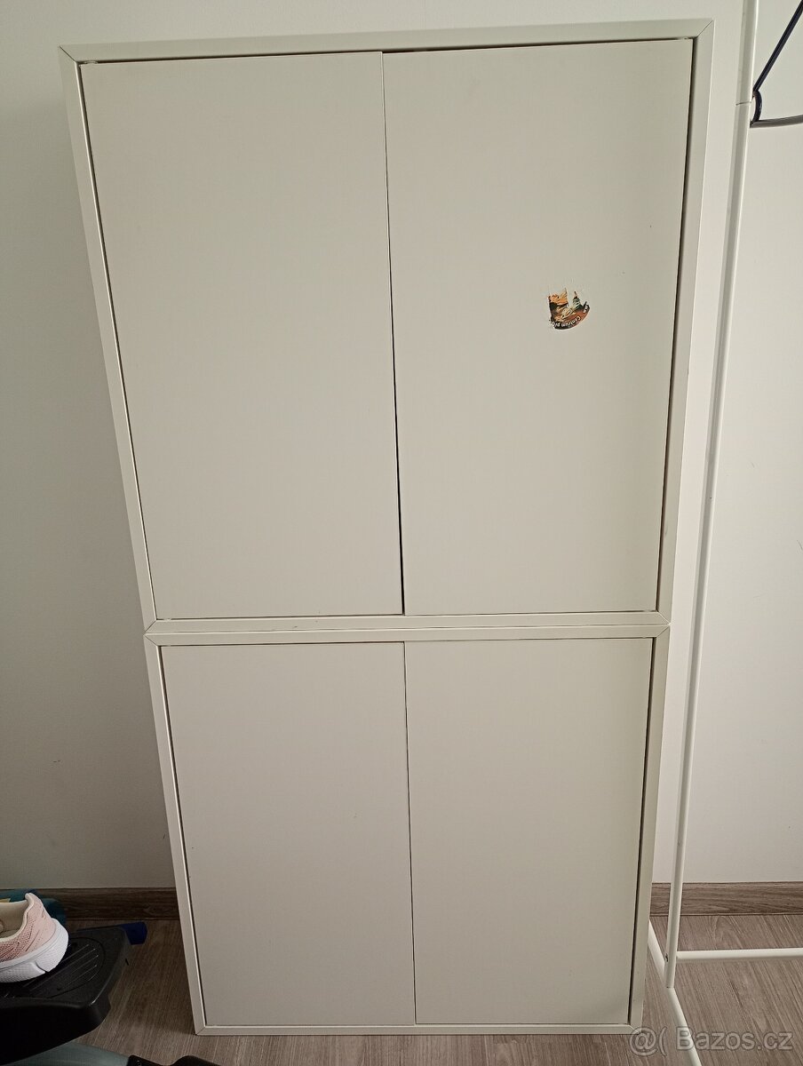 IKEA eket skříňka