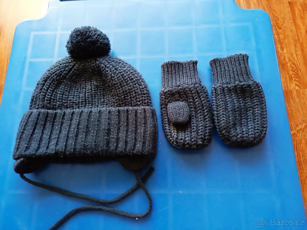 čepice s rukavičkami HM pro kluka