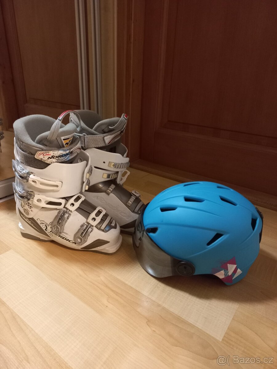 Lyžařské boty + helma