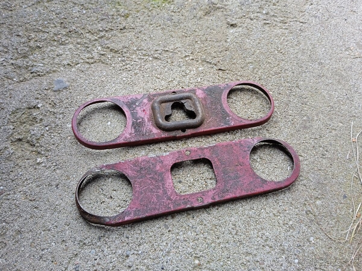 Plech pod masku Jawa 550 a 555 Pařez