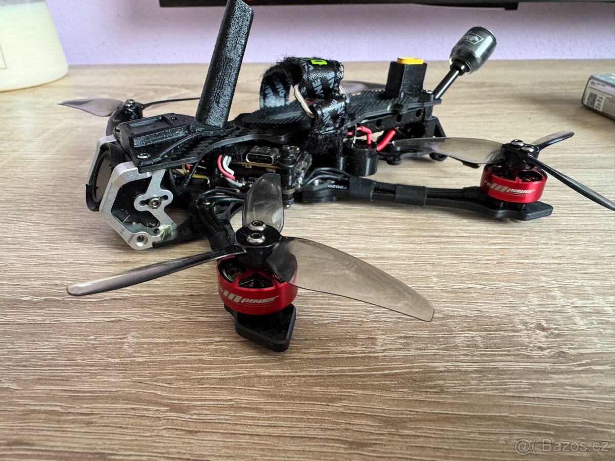 FPV Dron Diatone Roma LR3