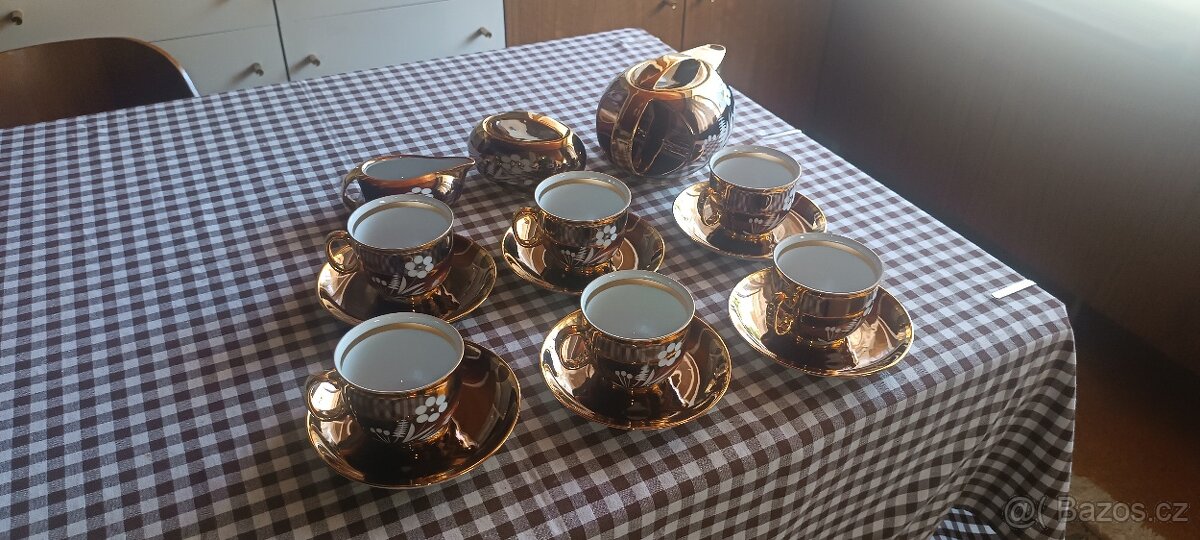 kávová/čajová souprava pro 6 osob zlatý dekor