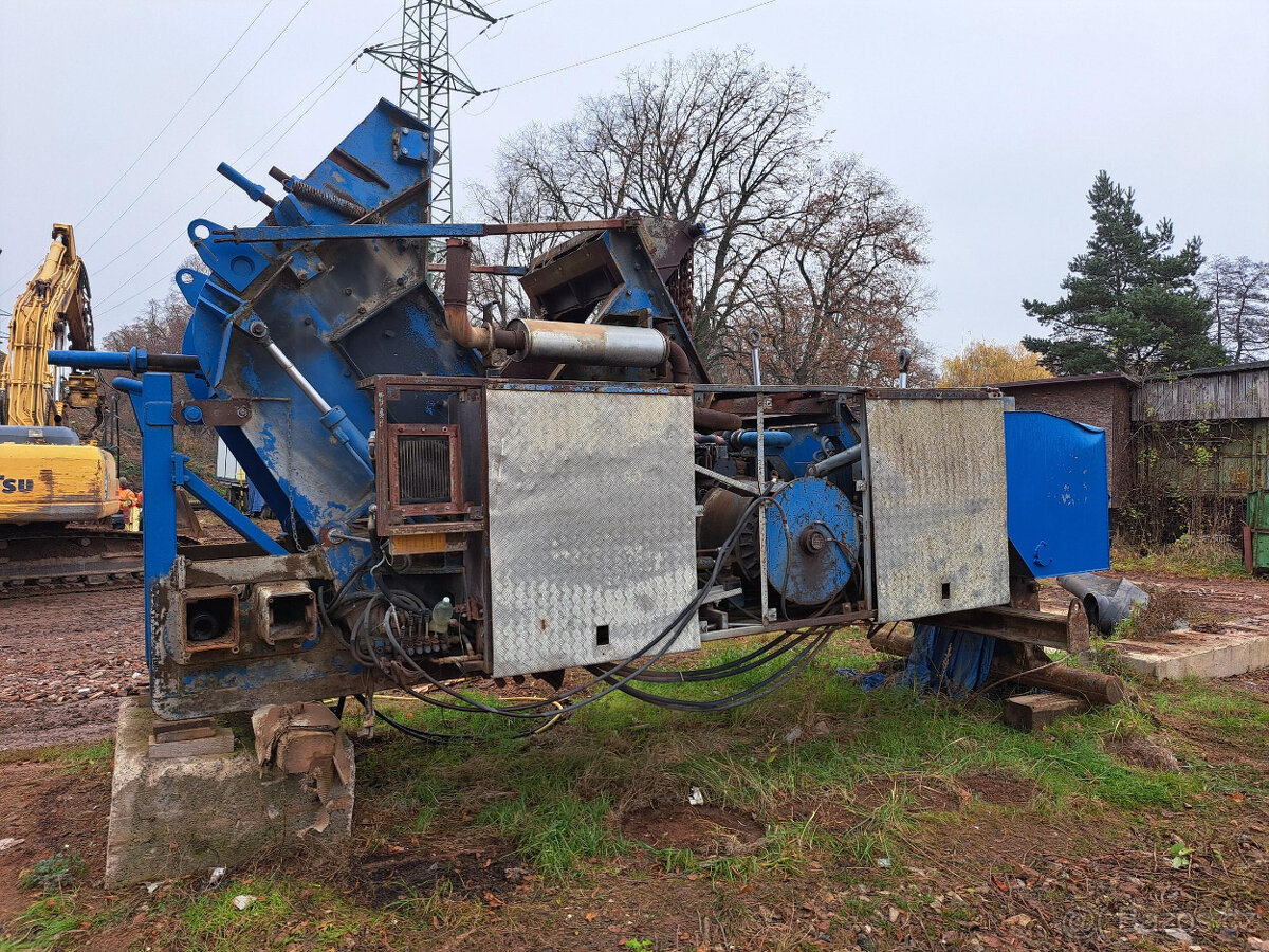 Odrazový drtič Kaiser + dopravník