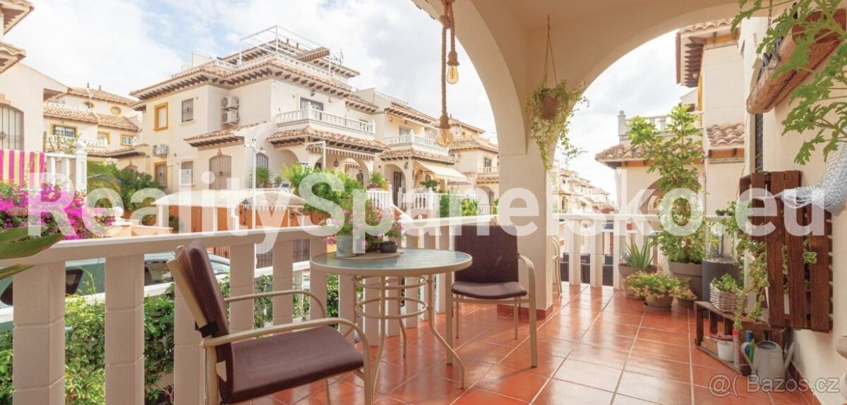 Řadový dům 3kk s terasou Orihuela Costa,Lomas de Cabo Roig