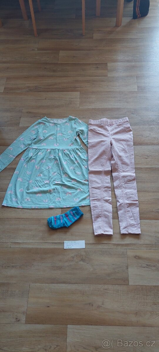 Dívčí šaty, velikost: 134-140