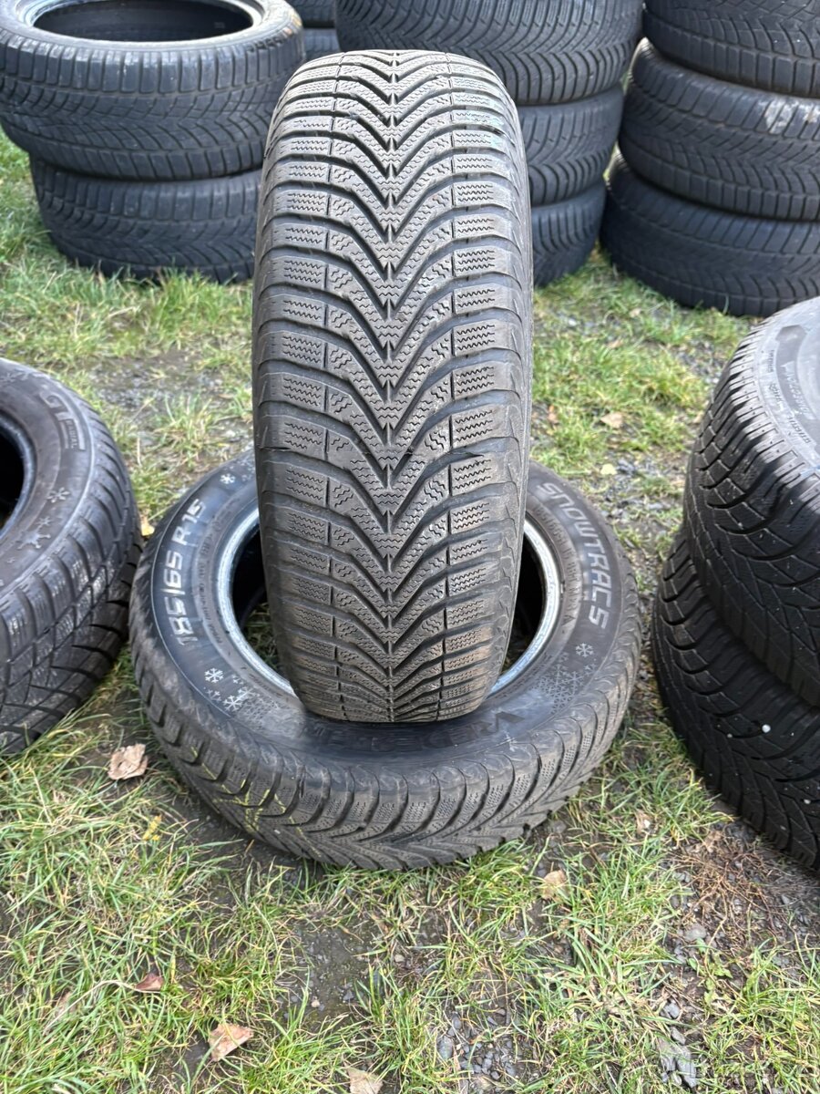 2ks zimní pneu Vredestein 185/65/15