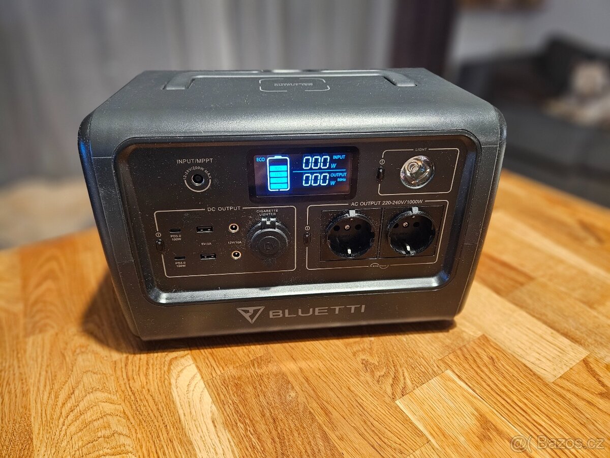 Nabíjecí stanice Bluetti EB70