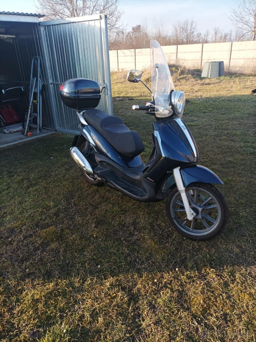 Piaggio Beverly 300