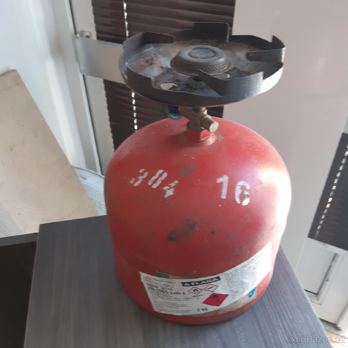 Prodám pb bomba 2kg ¾ plna