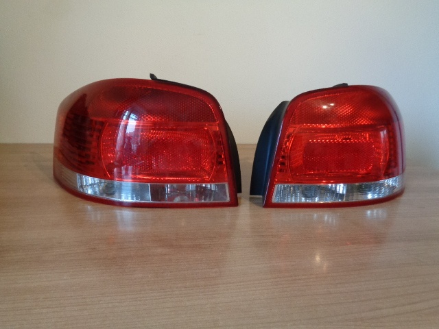 AUDI ZADNI SVETLA 2ks 8P0945096024S
