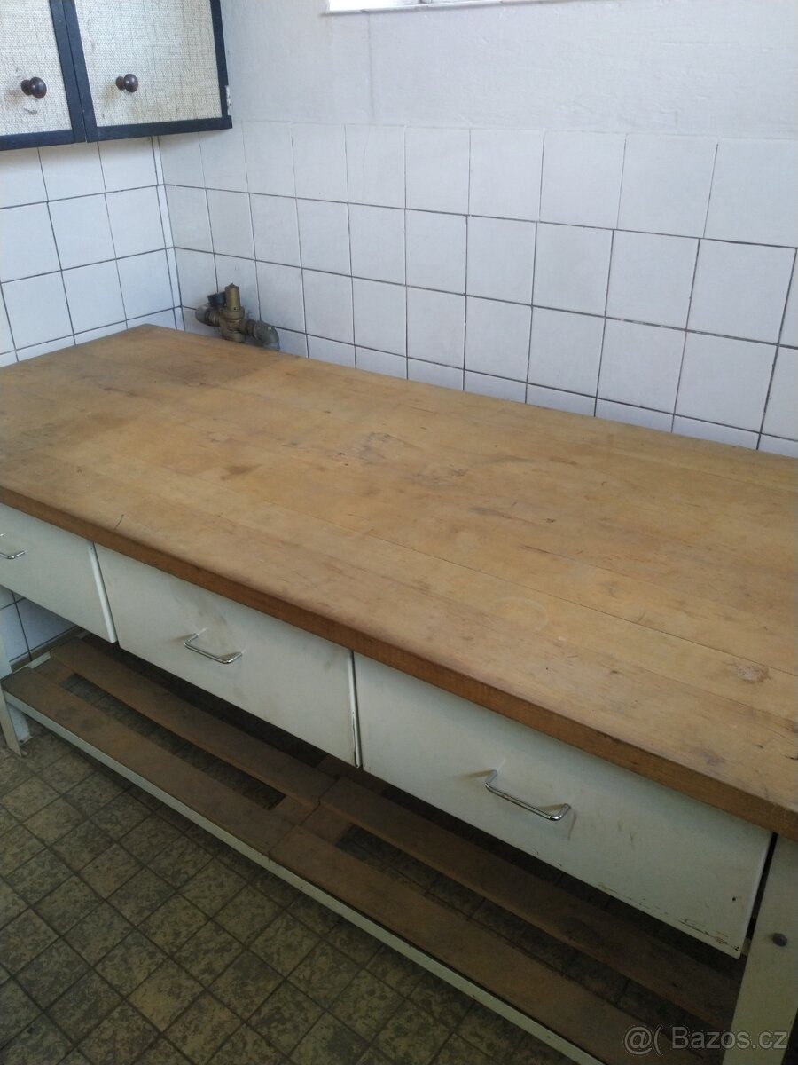Řeznický stůl ponk