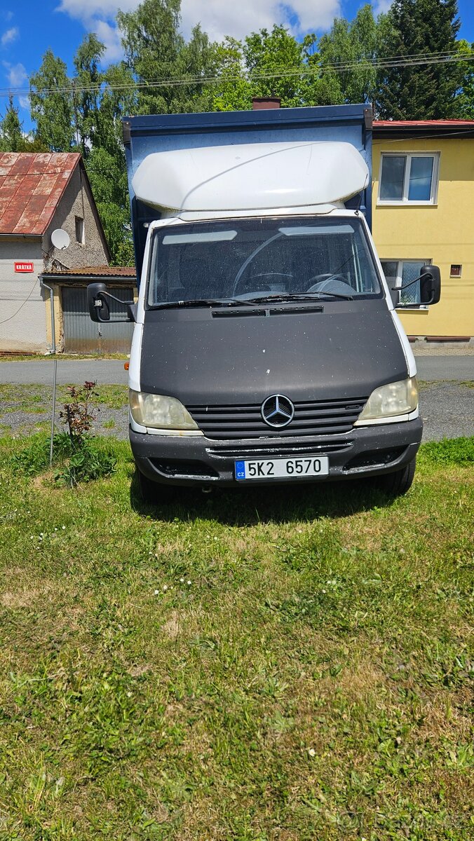 Prodám plachtovou dodávku Mercedes Benz Sprinter