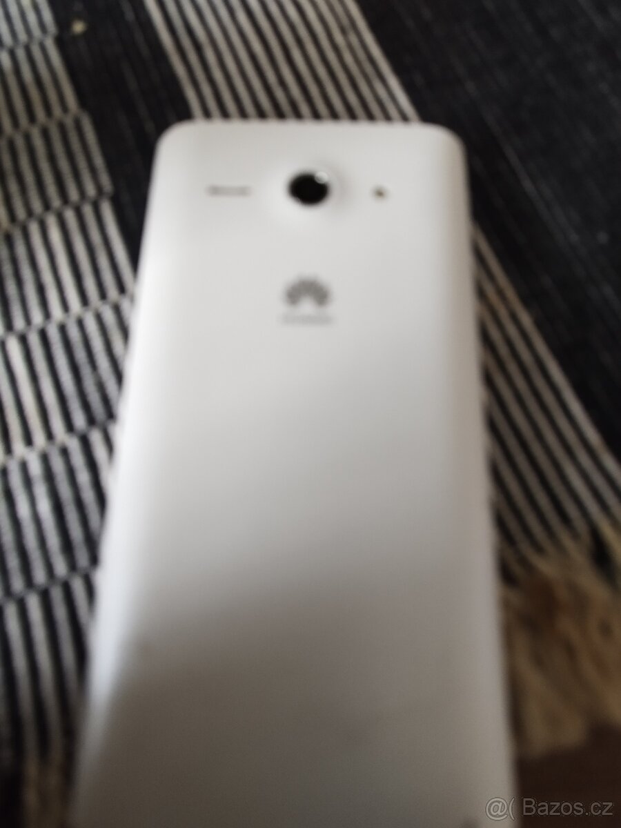 Prodám telefon Huawei y 530