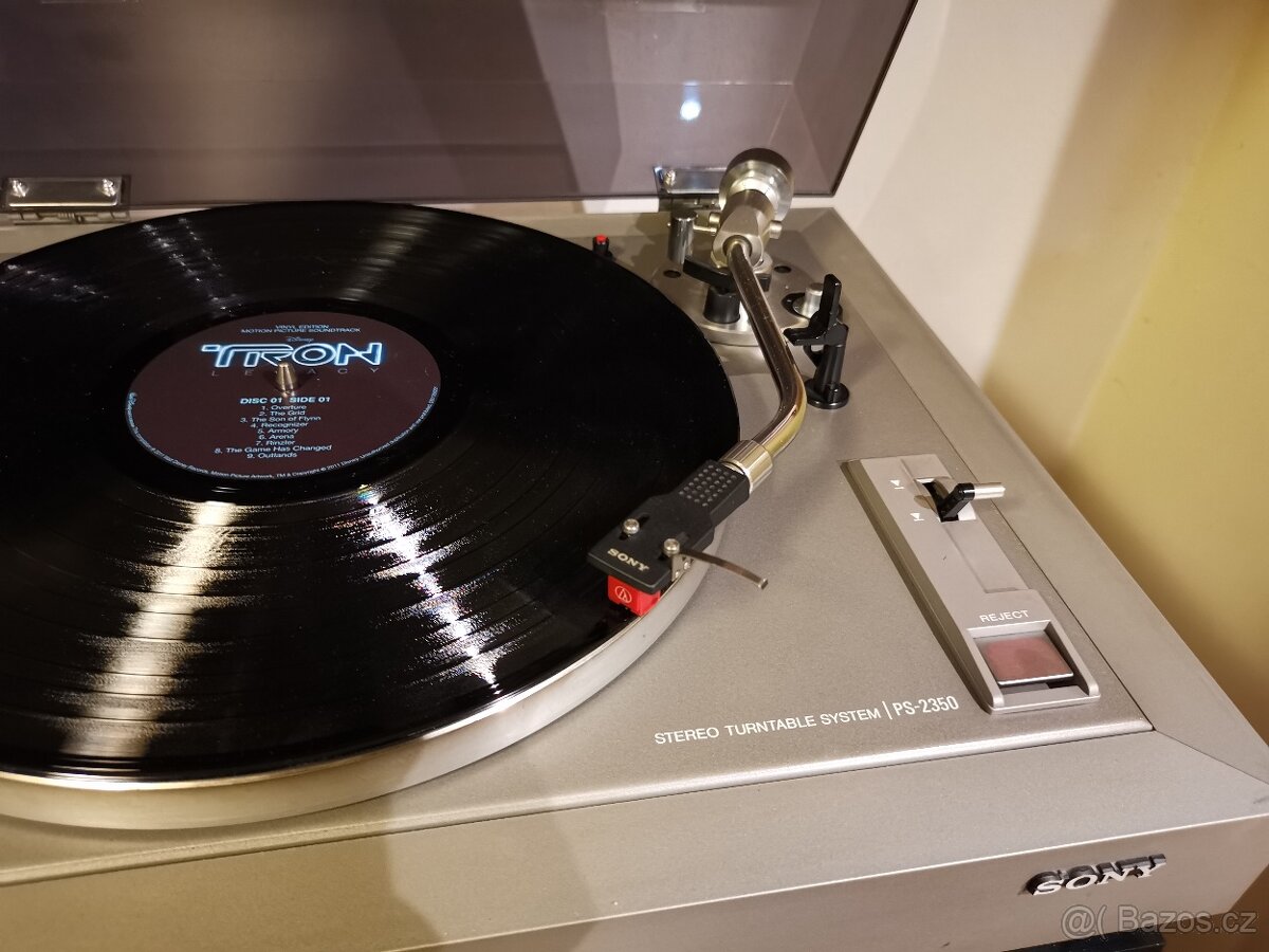 Gramo Sony PS 2350